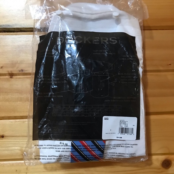 🍀 Dockers Boy’s long sleeve dress shirt size 6 - Picture 2 of 2